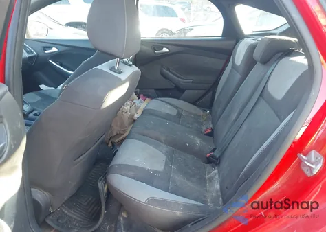 2014 Ford Focus St z USA, uszkodzony, nr VIN 1FADP3L99EL201318